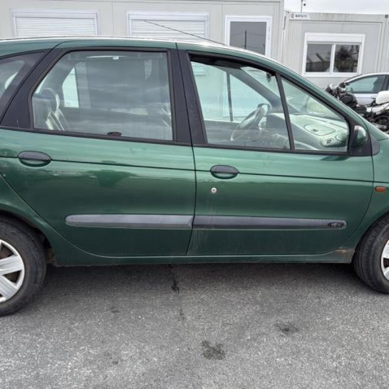 Poignee interieur avant gauche RENAULT SCENIC 1 Photo n°20