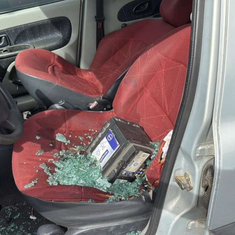 Boitier air bag RENAULT CLIO 2 Photo n°14