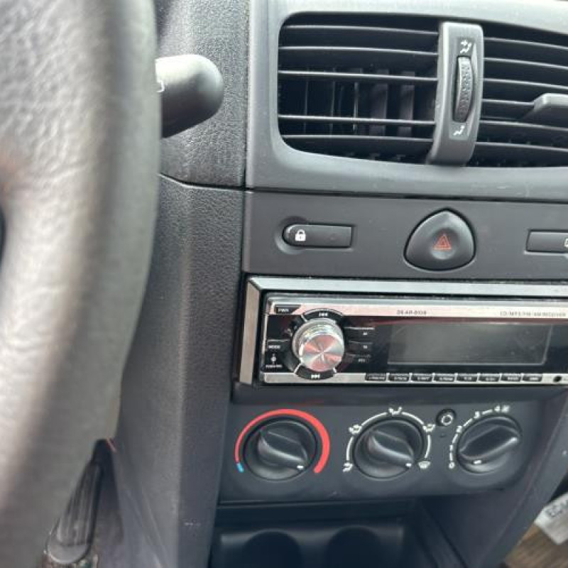 Boitier air bag RENAULT CLIO 2 Photo n°19