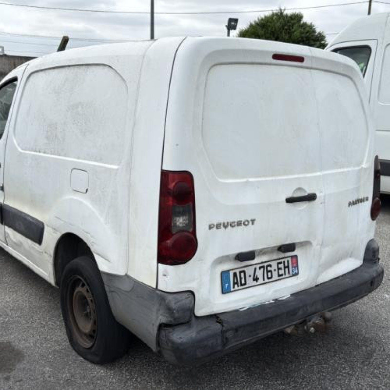 Feu arriere stop central PEUGEOT PARTNER 2 Photo n°7