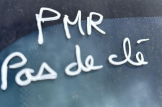 Feu arriere stop central PEUGEOT PARTNER 2