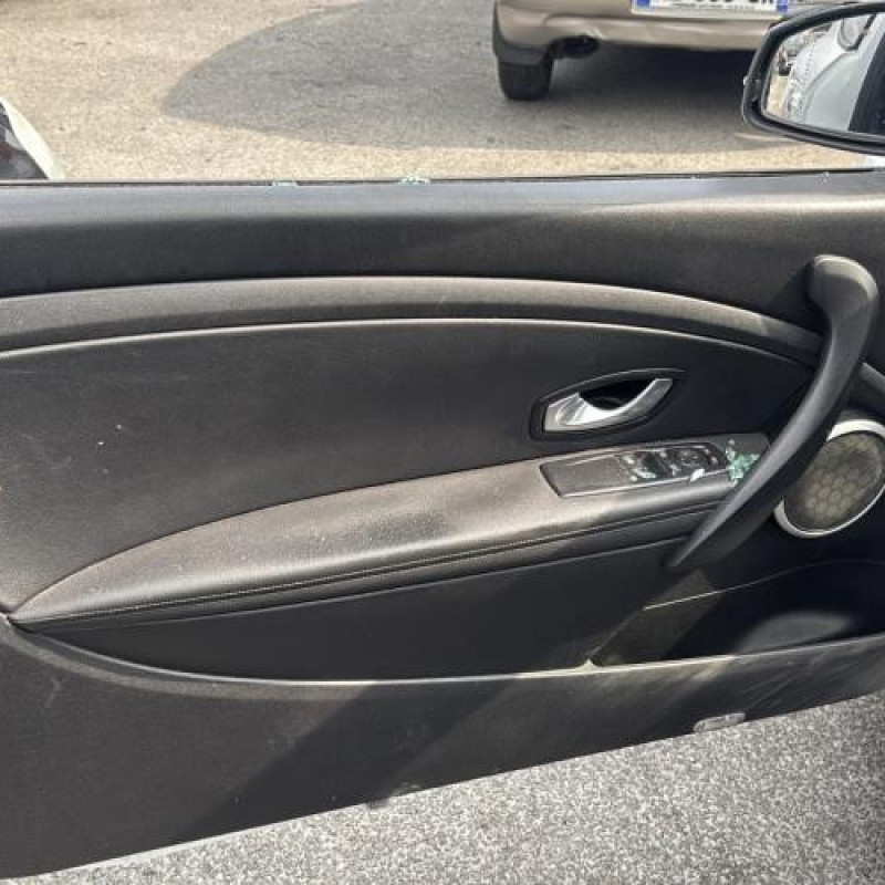 Boitier air bag RENAULT MEGANE 3 Photo n°13