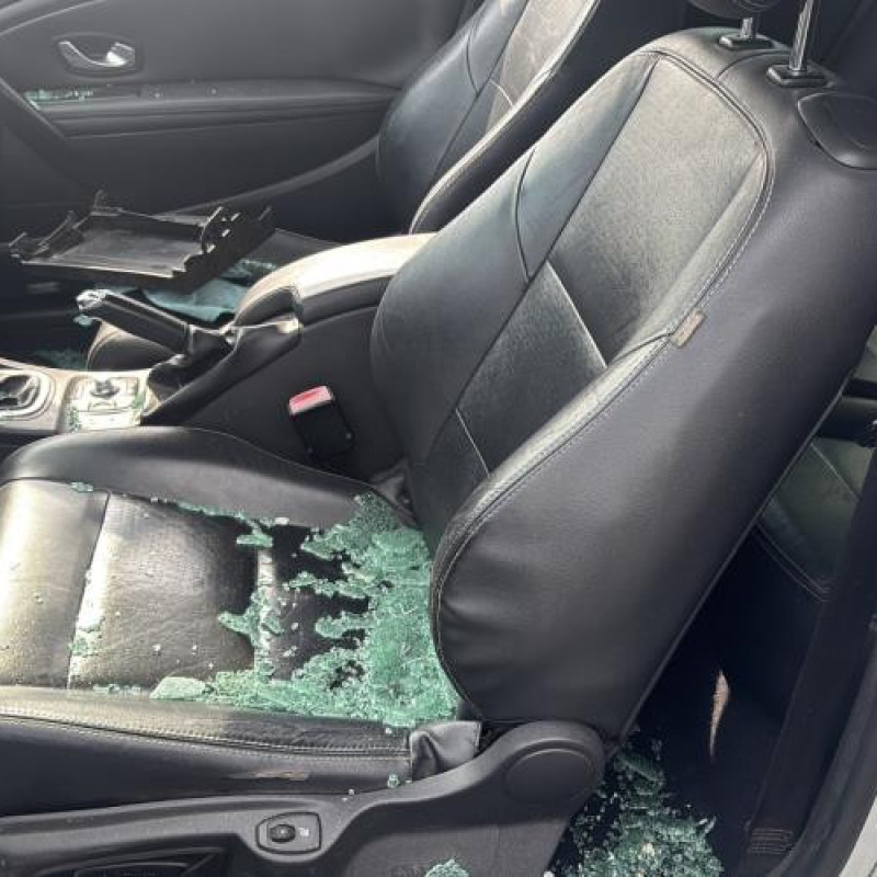 Boitier air bag RENAULT MEGANE 3 Photo n°14