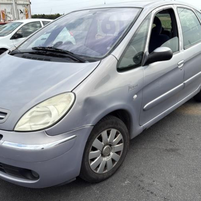 Feu arriere principal gauche (feux) CITROEN XSARA PICASSO Photo n°6