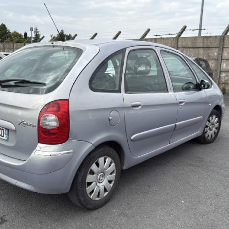 Feu arriere principal gauche (feux) CITROEN XSARA PICASSO Photo n°8