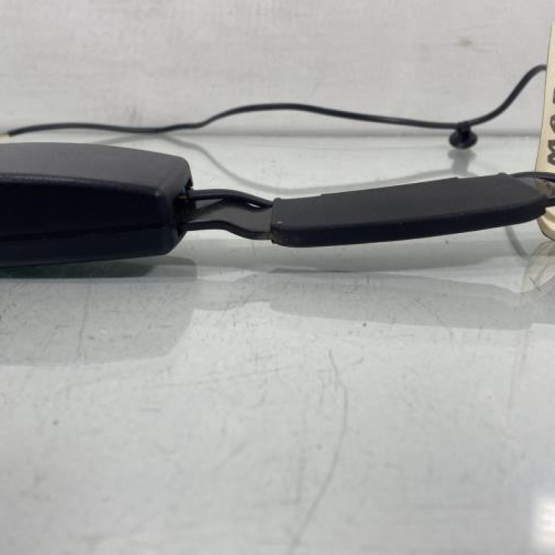 Attache ceinture avant gauche SEAT IBIZA 4 Photo n°4