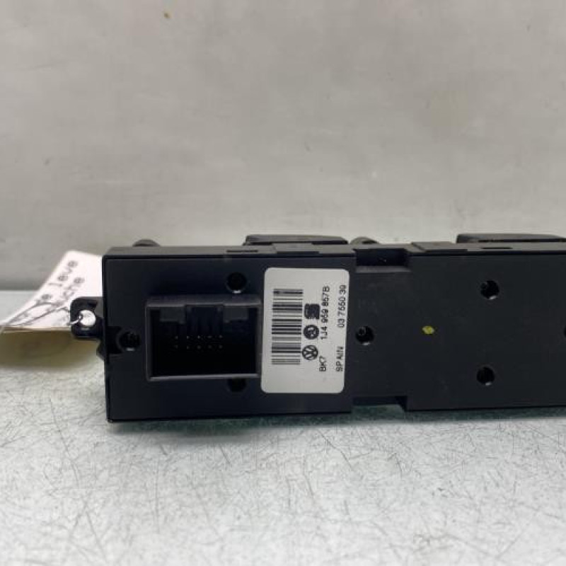 Interrupteur de leve vitre avant gauche VOLKSWAGEN GOLF 4 Photo n°4