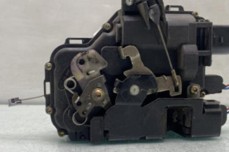 Serrure avant gauche VOLKSWAGEN GOLF 4