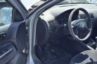 Serrure avant gauche VOLKSWAGEN GOLF 4