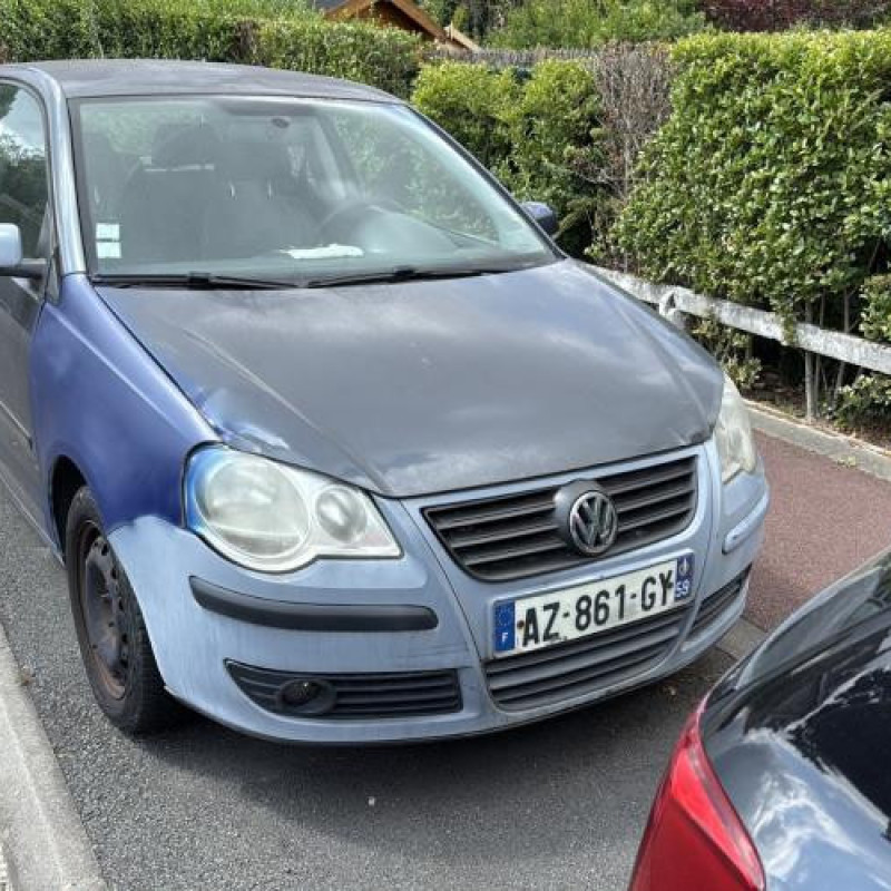 Feu arriere principal gauche (feux) VOLKSWAGEN POLO 4 Photo n°4