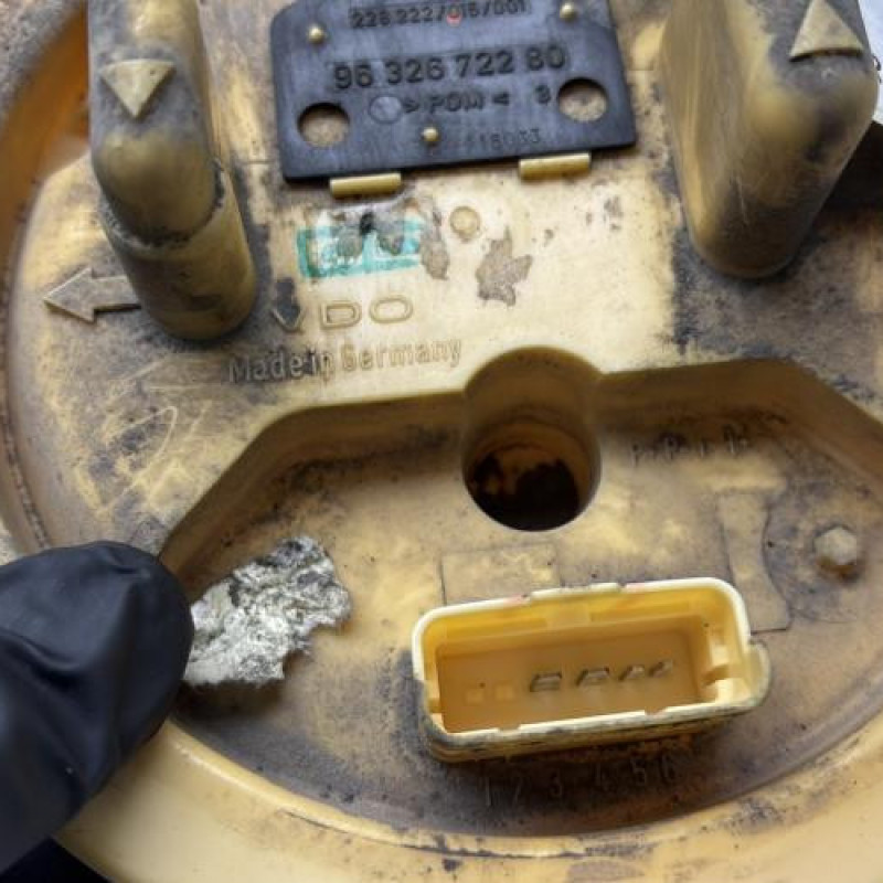 Pompe à carburant PEUGEOT 307 Photo n°4