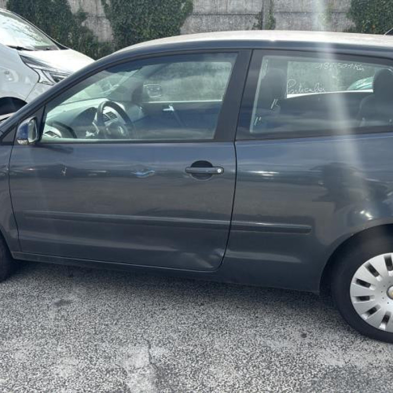 Feu arriere principal gauche (feux) VOLKSWAGEN POLO 4 Photo n°19