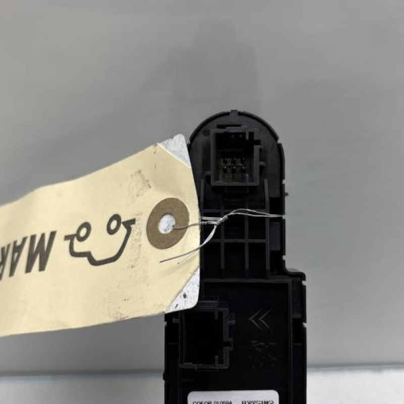 Interrupteur de leve vitre avant gauche CITROEN C3 AIRCROSS Photo n°4