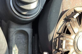 Serrure arriere gauche FORD FIESTA 5