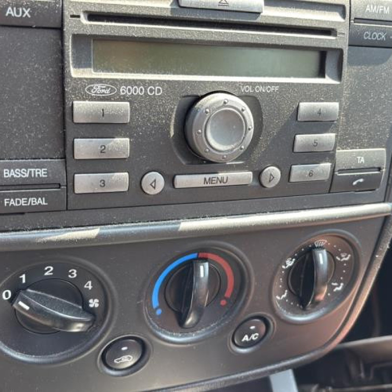 Serrure arriere gauche FORD FIESTA 5 Photo n°20