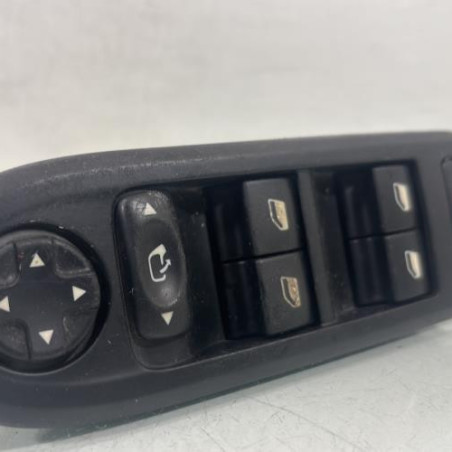 Interrupteur de leve vitre avant gauche PEUGEOT 308 1