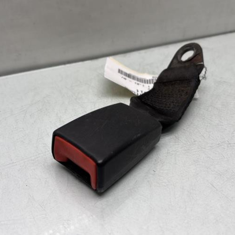 Attache ceinture arriere droit FIAT PANDA 2 Photo n°1