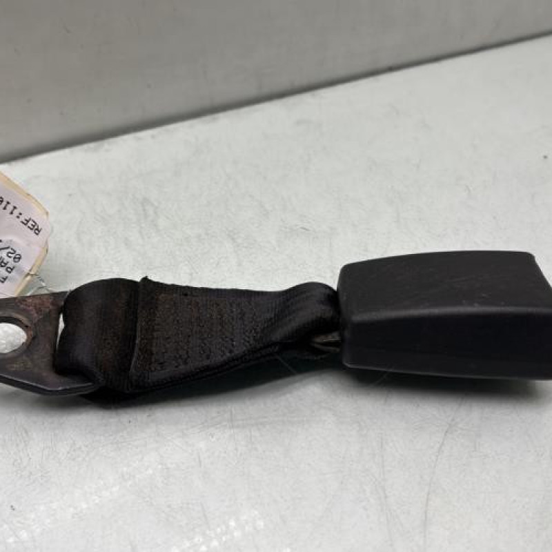 Attache ceinture arriere droit FIAT PANDA 2 Photo n°3