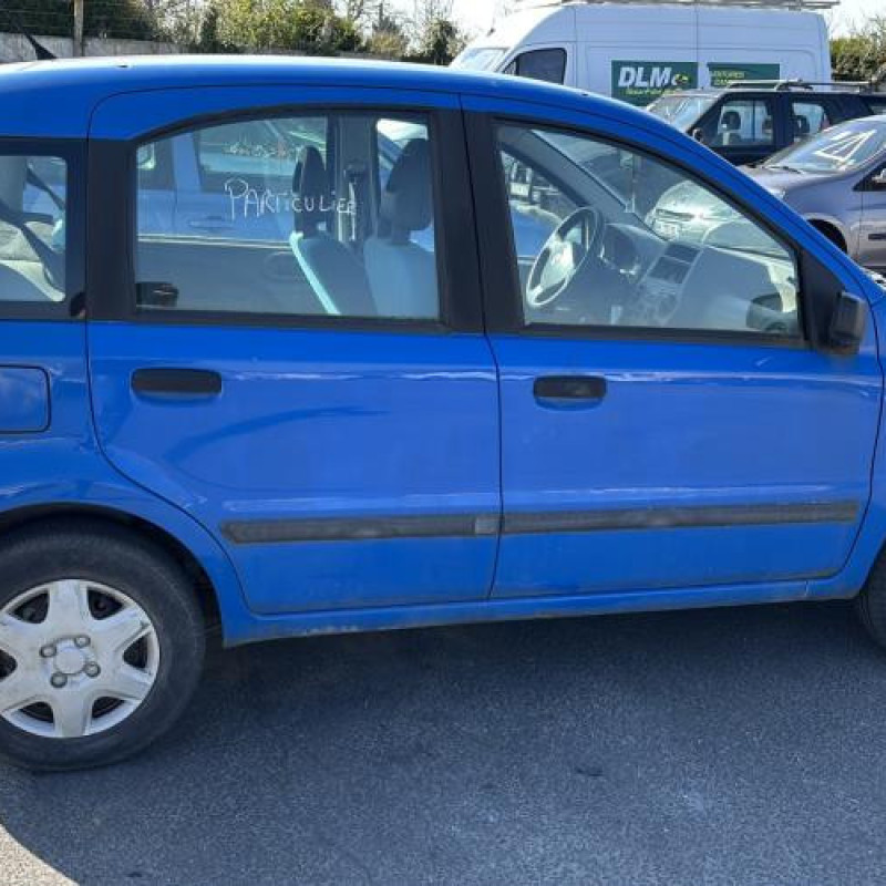 Attache ceinture arriere droit FIAT PANDA 2 Photo n°9