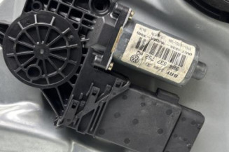 Leve vitre electrique avant droit VOLKSWAGEN PASSAT 4
