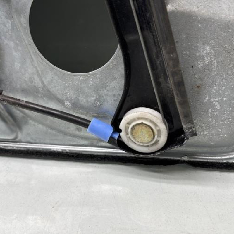 Leve vitre electrique avant droit VOLKSWAGEN PASSAT 4 Photo n°9