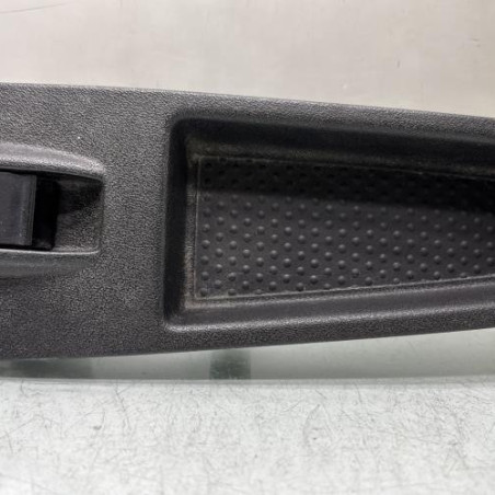 Interrupteur de leve vitre avant droit FIAT GRANDE PUNTO