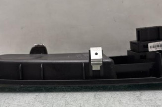 Interrupteur de leve vitre avant droit FIAT GRANDE PUNTO