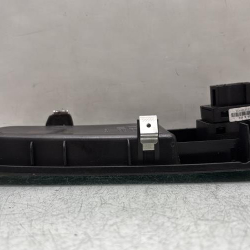 Interrupteur de leve vitre avant droit FIAT GRANDE PUNTO Photo n°4