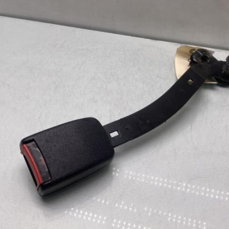 Attache ceinture avant gauche VOLKSWAGEN GOLF 4 Photo n°1