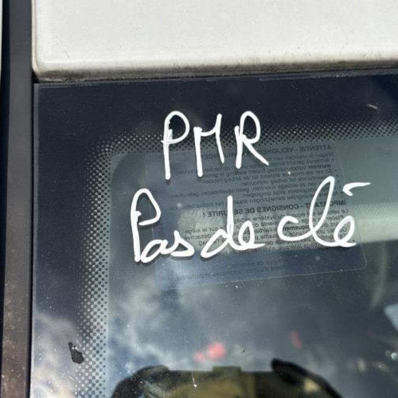 Interrupteur de leve vitre avant gauche VOLKSWAGEN GOLF 4 Photo n°13