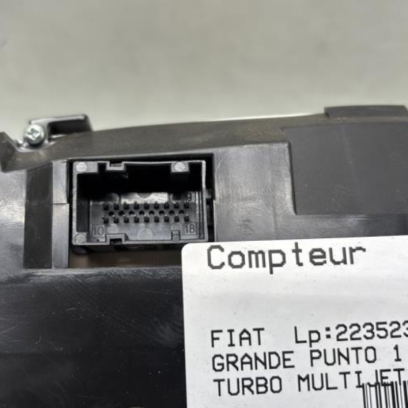 Compteur FIAT GRANDE PUNTO Photo n°4