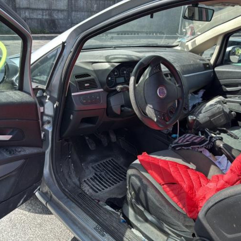 Compteur FIAT GRANDE PUNTO Photo n°13