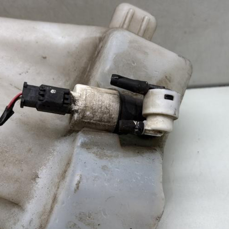 Vase de lave glace CITROEN C4 2 Photo n°3