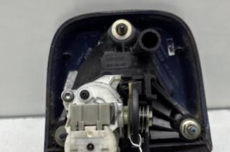 Bouton de coffre RENAULT CLIO 2