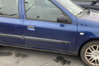 Bouton de coffre RENAULT CLIO 2