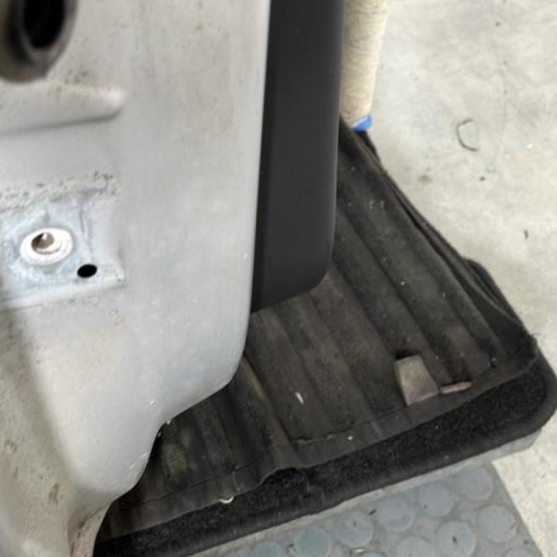 Porte arriere droit CITROEN C3 2 Photo n°6