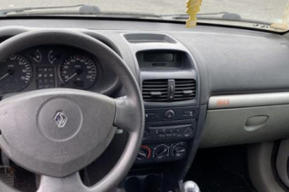 Bouton de coffre RENAULT CLIO 2