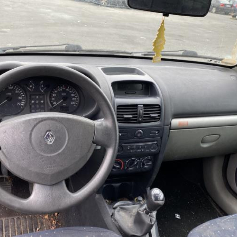 Bouton de coffre RENAULT CLIO 2 Photo n°18