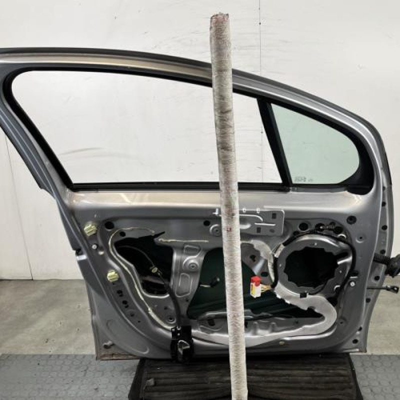 Porte avant gauche CITROEN C3 2 Photo n°7