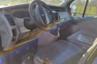 Eclairage de plaque RENAULT TRAFIC 2