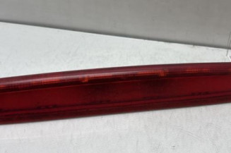 Feu arriere stop central VOLKSWAGEN POLO 4 Photo n°1