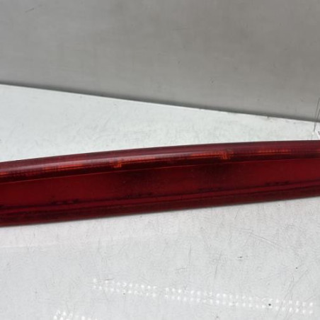 Feu arriere stop central VOLKSWAGEN POLO 4 Photo n°1