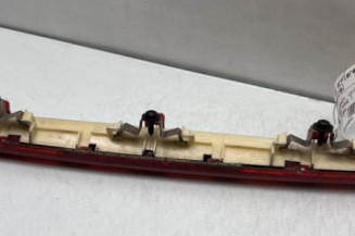 Feu arriere stop central VOLKSWAGEN POLO 4