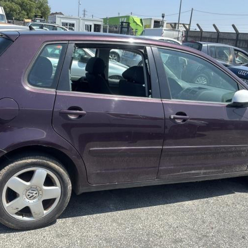 Feu arriere stop central VOLKSWAGEN POLO 4 Photo n°11