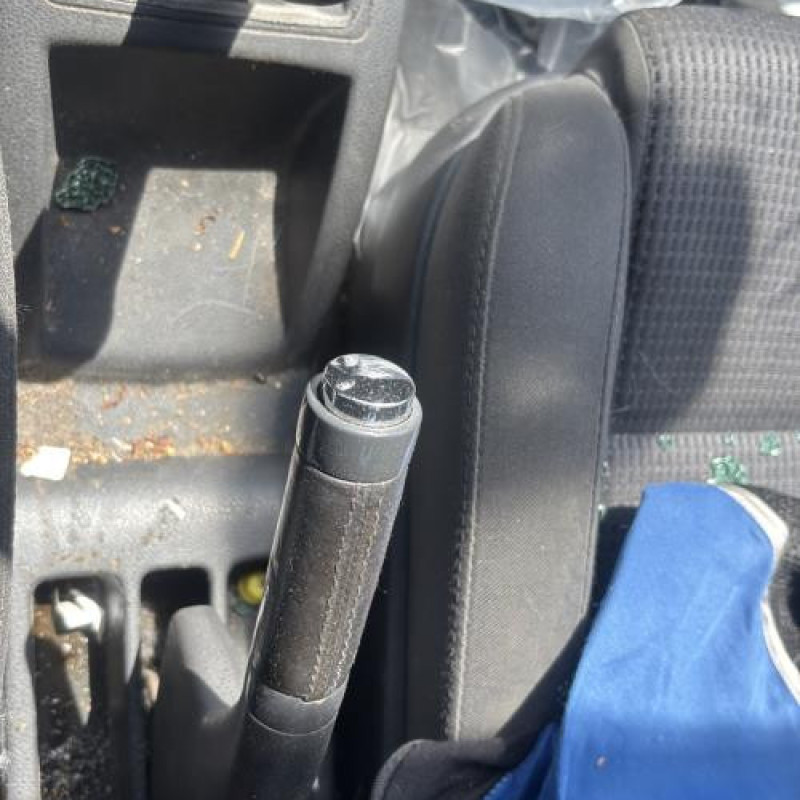 Serrure arriere droit VOLKSWAGEN POLO 4 Photo n°18