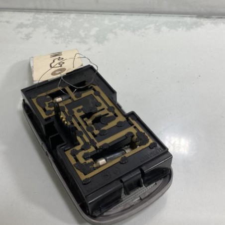 Eclairage de plafonnier RENAULT MEGANE 1