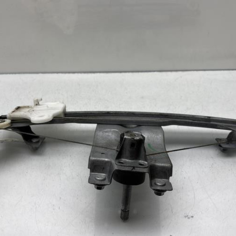 Leve vitre mecanique arriere droit RENAULT CLIO 4 Photo n°4