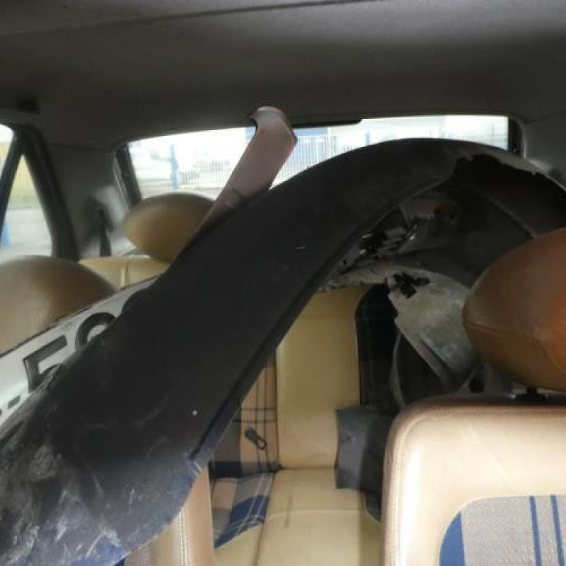 Feu arriere stop central PEUGEOT 306 Photo n°14