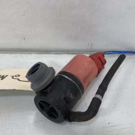 Pompe lave glace arriere TOYOTA YARIS 2 Photo n°1