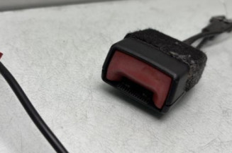 Attache ceinture avant gauche MERCEDES CLASSE A 169